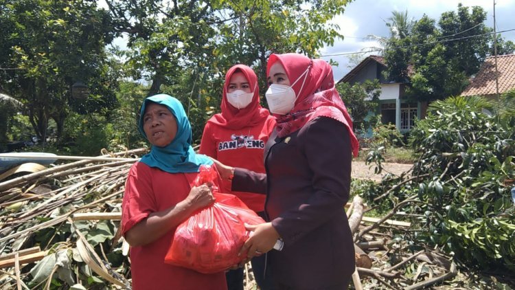 Rosdiana Kembali Gelar Vaksin dan Baksos