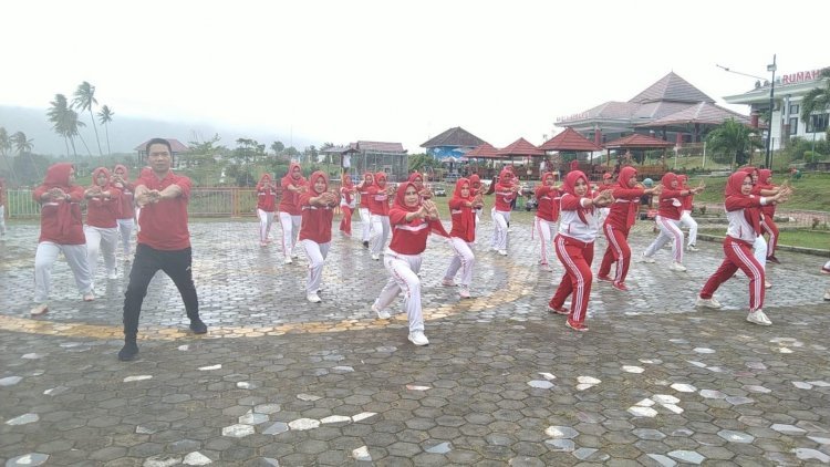 Peringatan HUT Ke-40, YJI Cabang Lampung Selatan Ikuti Senam Jantung Sehat Serentak se-Indonesia