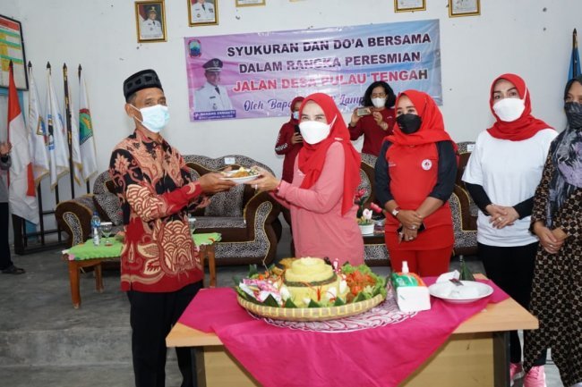 Syukuran dan Doa Bersama dalam rangka Peresmian Jalan Desa Pulau Tengah 