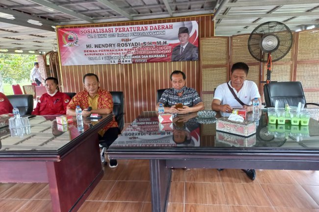 Ketua DPRD Kabupaten Lampung H. Hendry Rosyadi SH.,MH Melakukan Kegiatan Sosper
