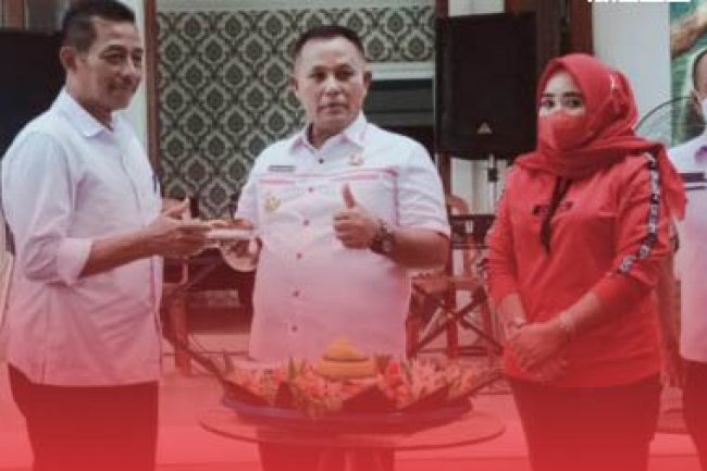 Bupati Sekaligus Ketua DPC PDI Perjuangan Lampung Selatan  H. Nanang Ermanto Meresmikan   Pasar Jatimulyo  Dengan Memanfaatkan  Potensi  Desa Yang Ada 