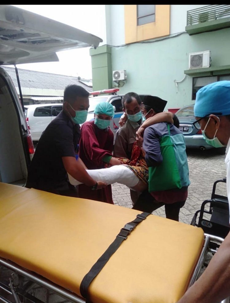 Maksimalkan Layanan Masyarakat Dan Kader, DPC PDI Perjuangan Lampung Selatan  Sediakan Ambulance Gratis