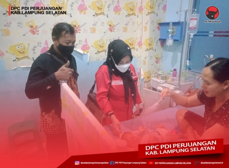 Anggota Dewan Fraksi PDIP Lampung Selatan Dampingi Warganya Yang Tidak Mempunyai BPJS