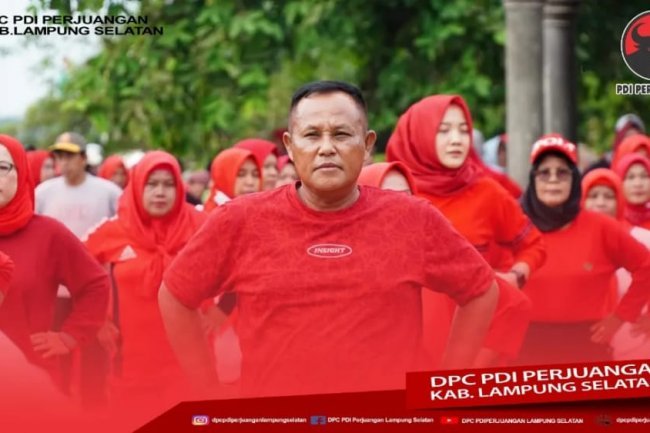 Ajak Masyarakat Hidup Sehat, Ketua DPC PDI Perjuangan Lampung Selatan Bapak H. Nanang Ermanto Adakan Senam Bersama Dan Jalan Sehat Di Kecamatan Natar 