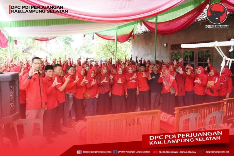 Srikandi Demokrasi Indonesia Cabang Lampung Selatan Sosialisasikan Nomor Urut Tiga dan Do'a bersama dengan kader kecamatan Ketapang dan sragi