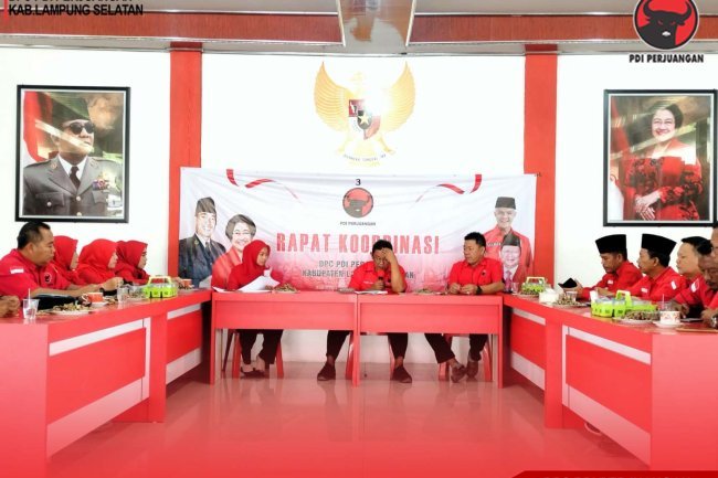Di Pimpin Sekretaris, DPC PDI Perjuangan Kabupaten Lampung Selatan Gelar Rakoor Mingguan