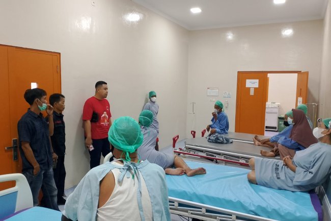 Penghujung Tahun 2023, BBHAR Lamsel Dampingi 21 Orang Periksa Mata Katarak