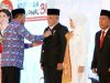 Bupati Nanang Ermanto dan Ketua TP PPK Lampung Selatan  Winarni Nanang Ermanto Terima Tanda Kehormatan Satyalancana Wira Karya, Satu-satunya Wakil Pulau Sumatera