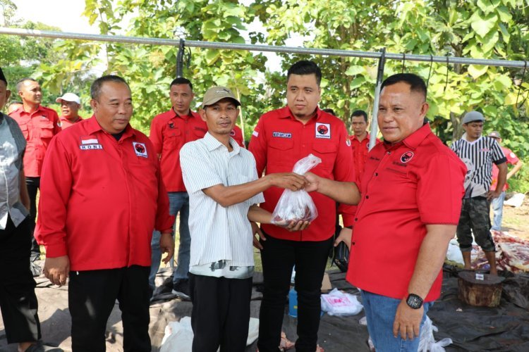 DPC PDI Perjuangan Lampung Selatan Ikut Menyemarakkan Hari Raya Idul Adha 1445 Hijriah Sekaligus Peringati Bulan Bungkarno
