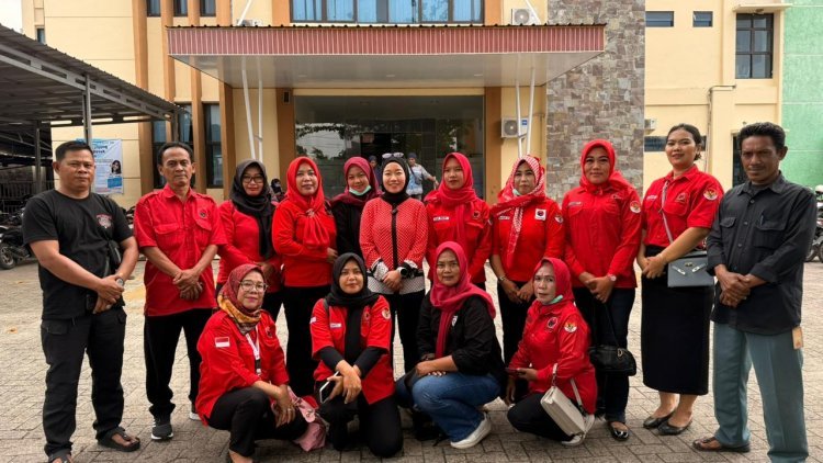 Rayakan Ulang Tahun Ibu Megawati Soekarnoputri, DPC PDI Perjuangan Lampung Selatan Bagikan Tumpeng dan Sembako Kepada Masyarakat