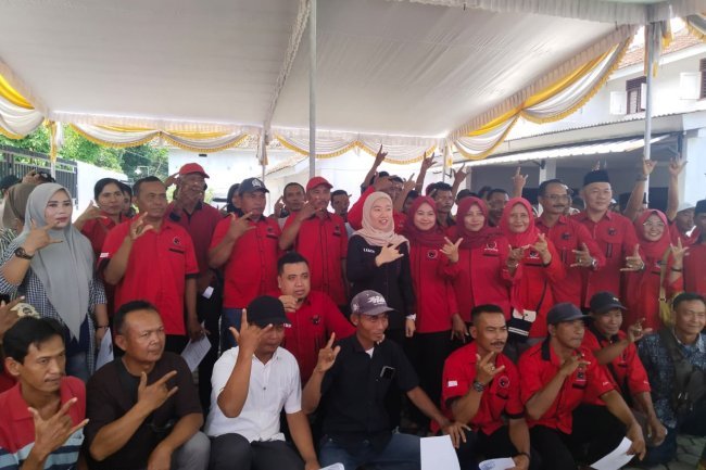 Hadiri Musran Kecamatan Palas Dan Lantik KSB Ranting, Ketua Lesty Putri Utami Pinta Pengurus Partai Solid Bergerak