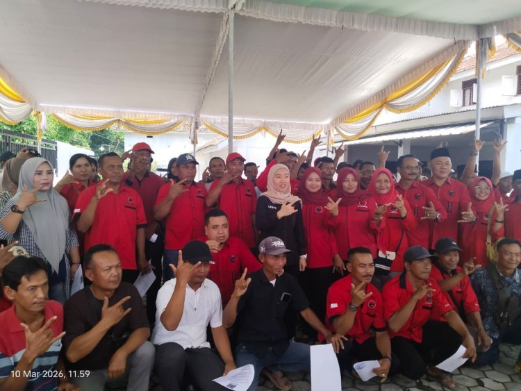 Hadiri Musran Kecamatan Palas Dan Lantik KSB Ranting, Ketua Lesty Putri Utami Pinta Pengurus Partai Solid Bergerak