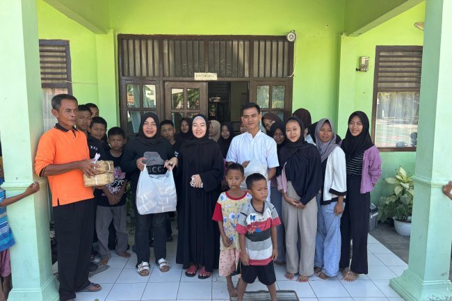 Lesty Putri Utami Ketua DPC PDI Perjuangan Lampung Selatan Tebar Kepedulian di Idul Adha 1447 H, Salurkan Ratusan Paket Daging Qurban